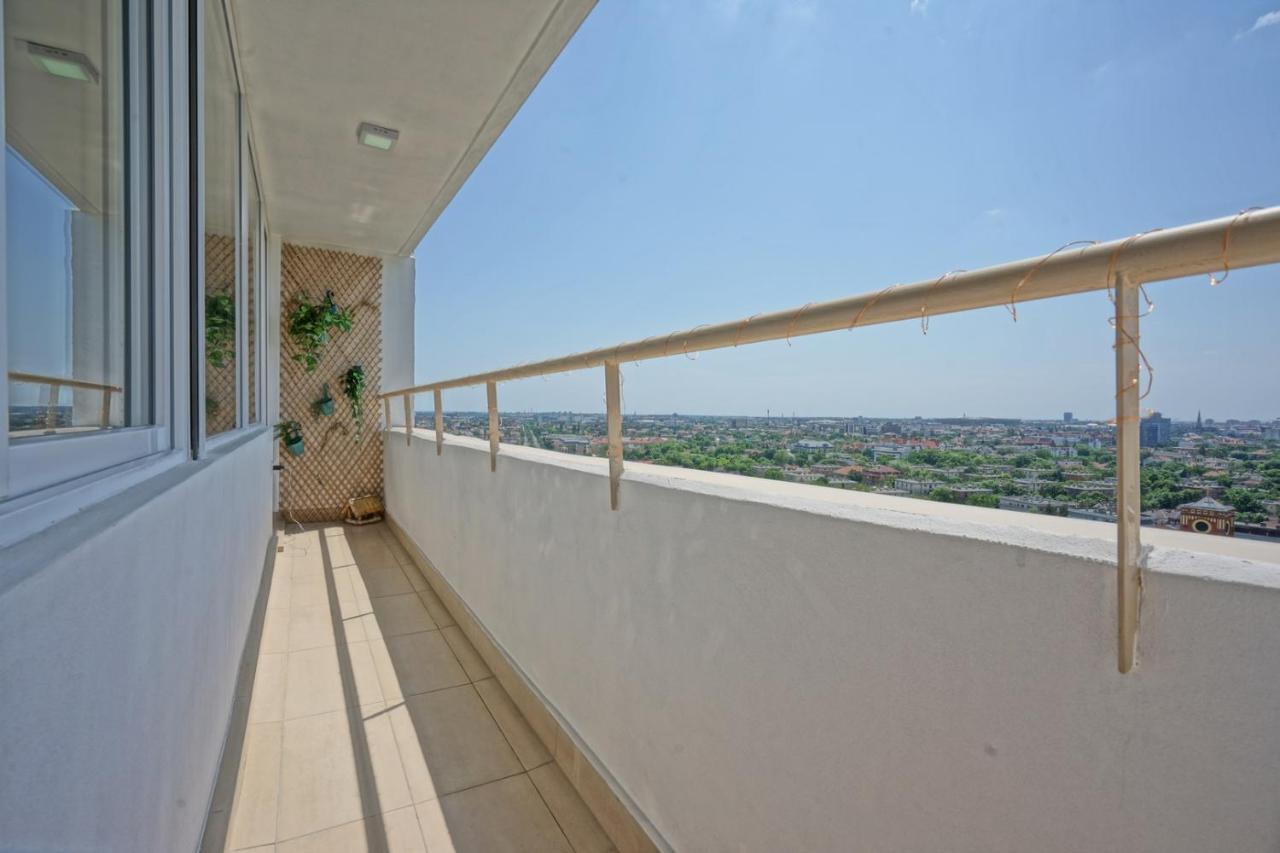Apartment Skyline