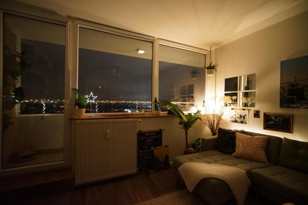 Apartment Skyline *